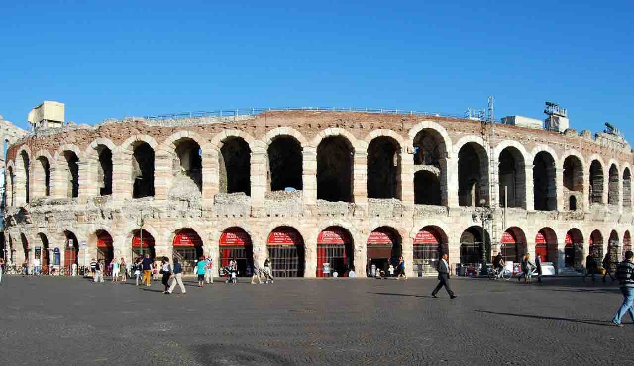 Verona, il piano di evacuazione dopo il ritrovamento di un ordigno bellico: i cittadini devono lasciare le loro case