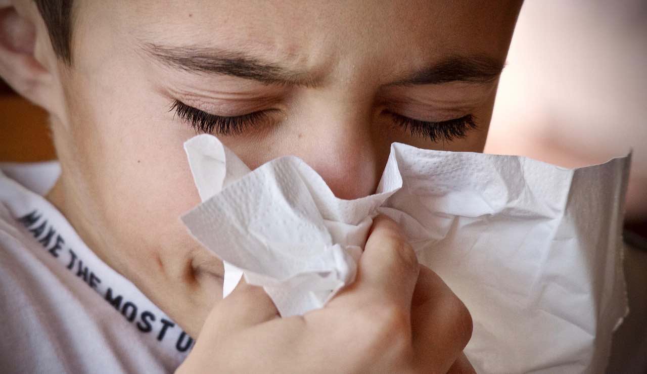 Inverno alle porte e primi casi di influenza | Come riconoscere i sintomi e quando è previsto il picco di contagi in Italia