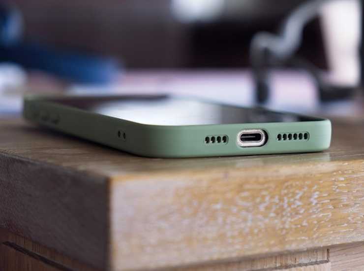 Inflazione e aumento contratti telefonia