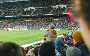 Tifosi allo stadio di calcio