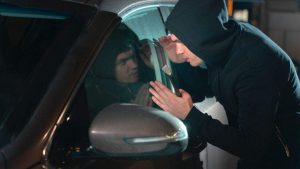 nuova truffa auto - freepik - thebottomup.it