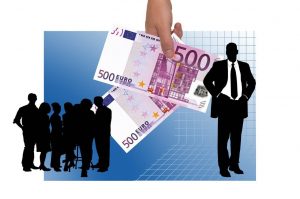 Illustrazione banconote da 500€, ombra datore di lavoro e dipendenti