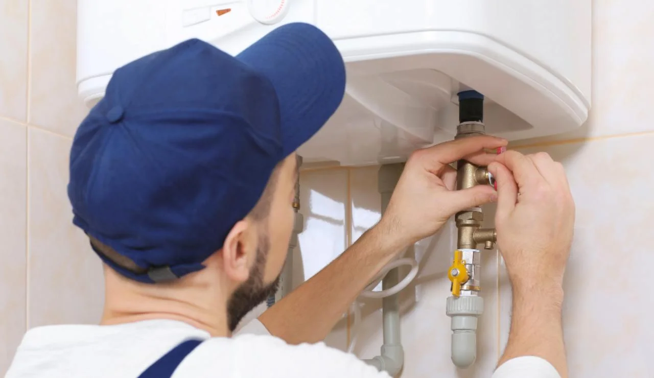 Impianti domestici | Caldaia a gas? Dal 2025 addio agli incentivi: conviene ancora sostituire?