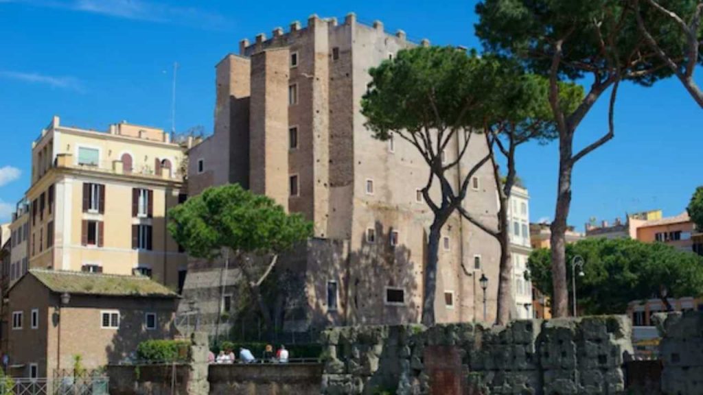 Crollo Torre dei Conti