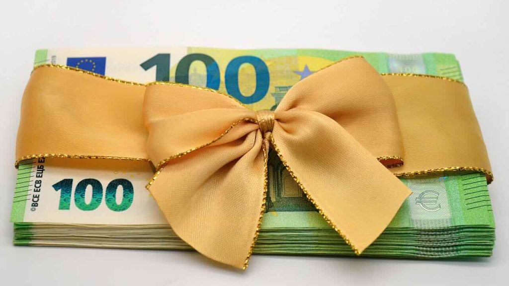 Risparmio domestico: bonus elettrodomestici | nuovo incentivo 2025 per chi sostituisce quelli obsoleti