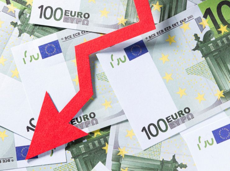 esdebitazione- freepik - thebottomup.it